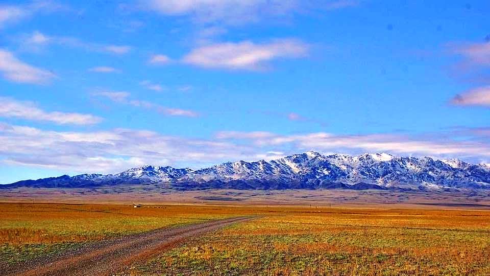 Aussicht, Khan Bogdo Jurtencamp, Südgobi, Mongolei Rundreise