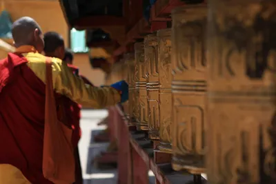 Mönche, Mongolei Rundreise